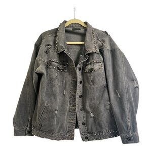 💥REDUCED💥UMGEE Distressed Denim Jacket with non functional Pockets & Studs Large
